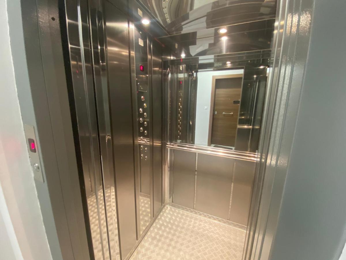 Kolomvou New Building Flat Apartment เทสซาโลนิกิ ภายนอก รูปภาพ